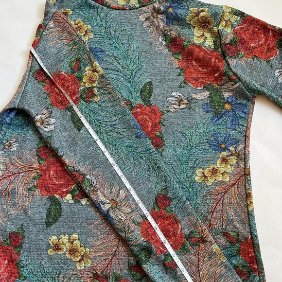 Vintage UNIT  Floral Sweater Top Women Blue Metallic Fibre Angora Wool S/M NWOT - Picture 9 of 11